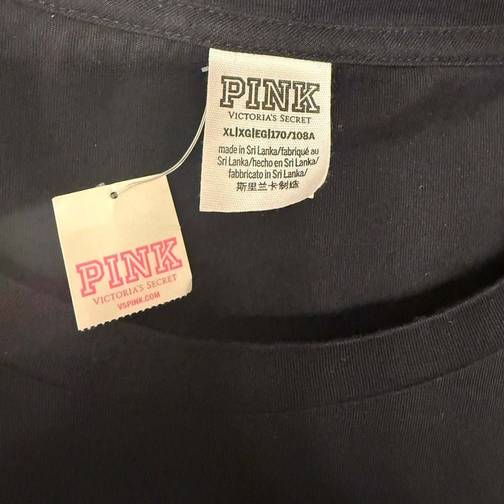PINK Victoria's Secret Short Sleeve T-Shirt Size XL Color: Black New with Tags - Picture 4 of 5